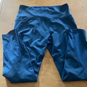 Woman’s Tek Gear workout pants